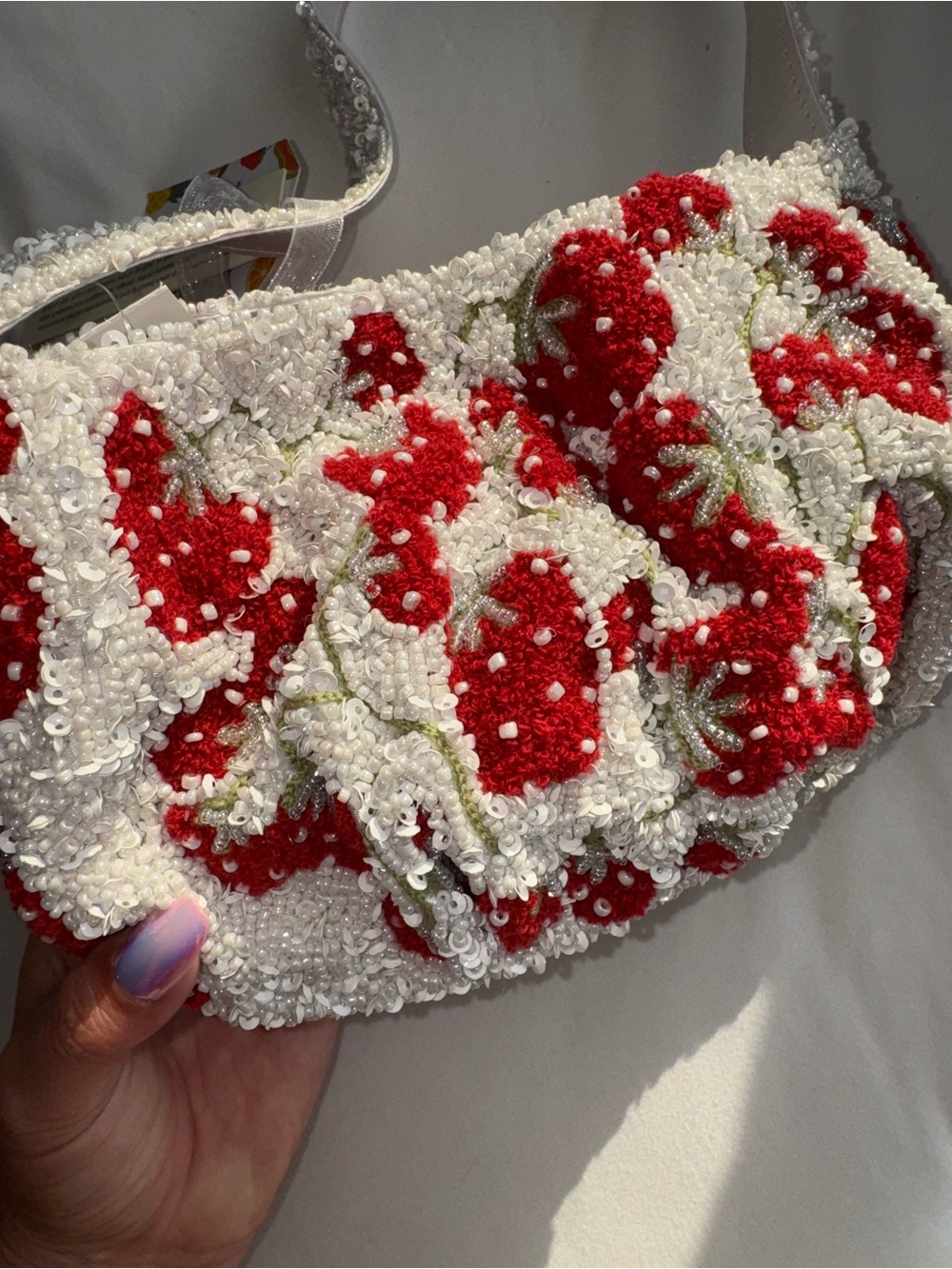 Strawberry Beaded Shoulder Bag Handmade in India New With Tags - Picture 6 of 16
